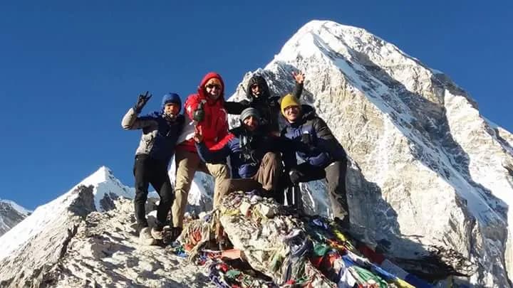 Everest Base Camp Trek via Gokyo (15 Days / 14 Nights) | Nepal View Treks Everest Base Camp Trek via Gokyo | Nepal View Treks